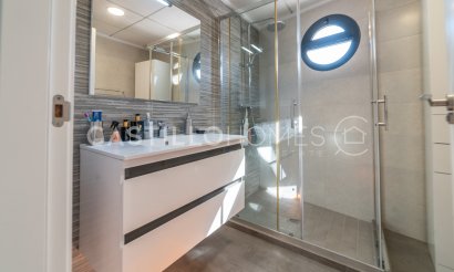 Revente - Villa - Torrevieja - Urb. Rosaleda