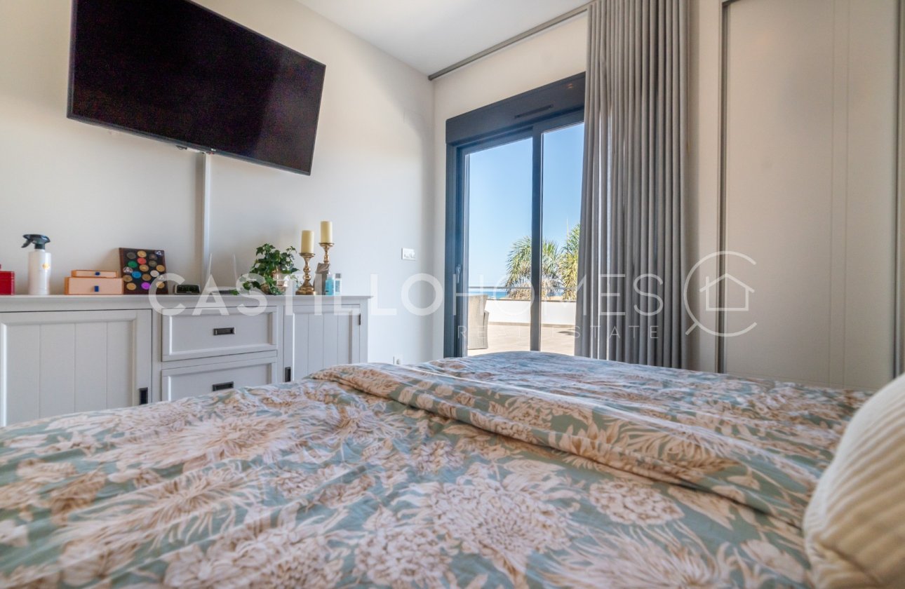 Revente - Villa - Torrevieja - Urb. Rosaleda