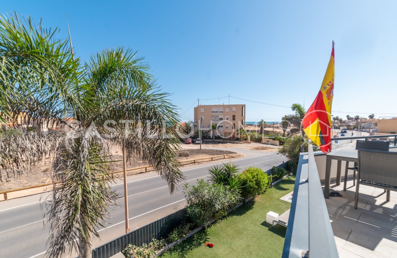 Revente - Villa - Torrevieja - Urb. Rosaleda