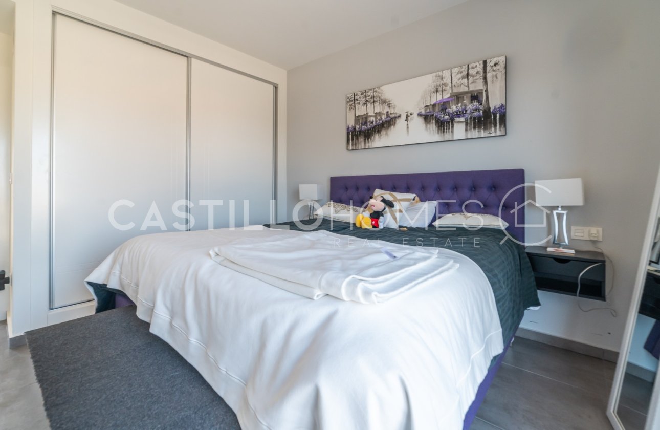 Revente - Villa - Torrevieja - Urb. Rosaleda