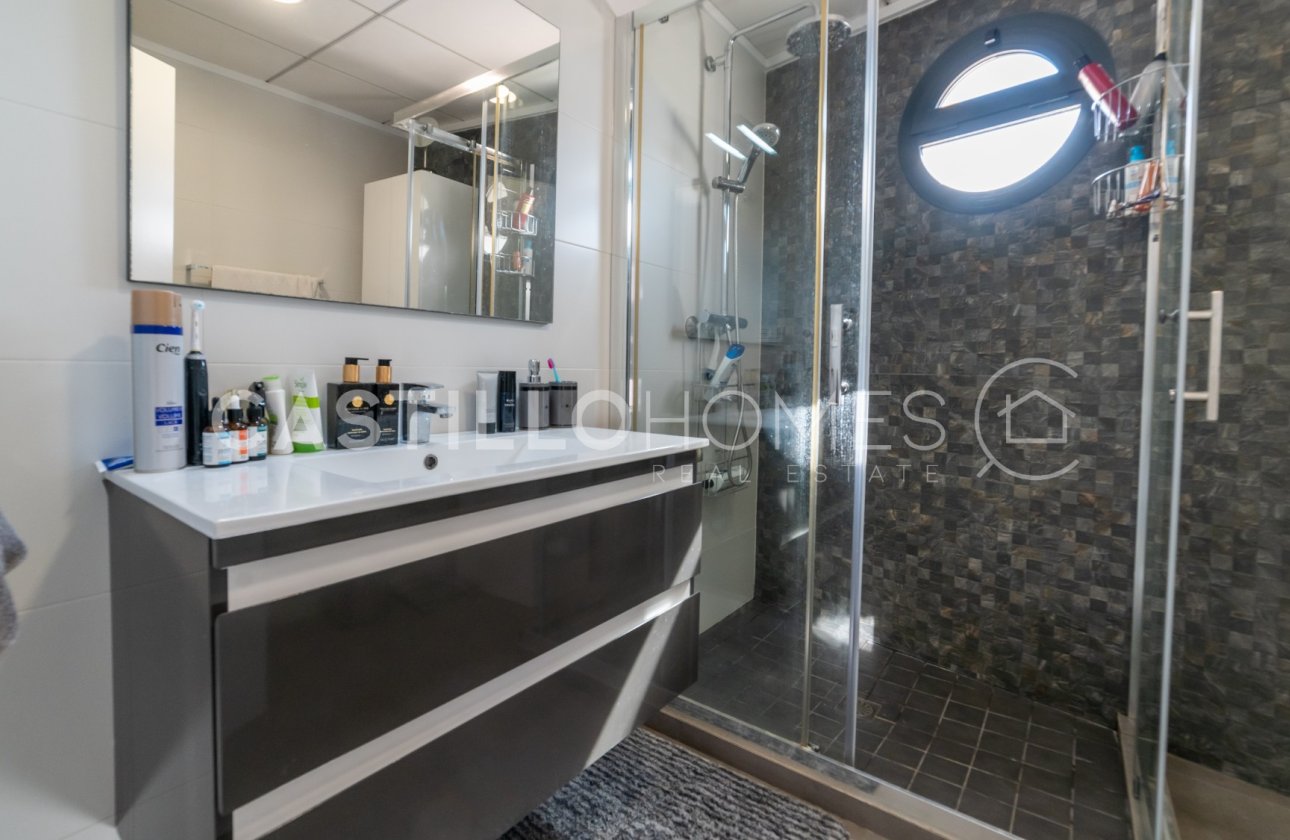 Revente - Villa - Torrevieja - Urb. Rosaleda