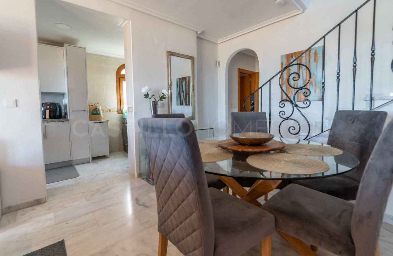 Resale - Villa - San Miguel de Salinas