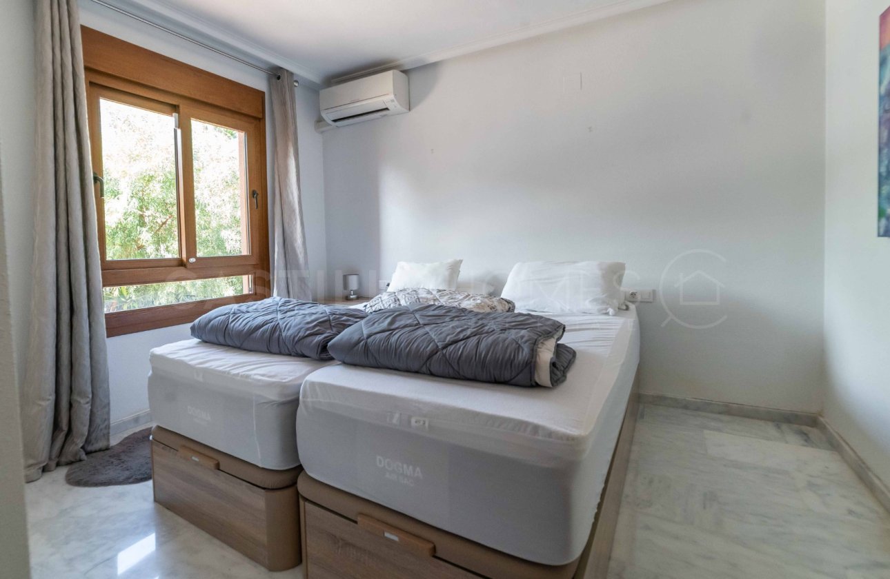 Resale - Villa - San Miguel de Salinas