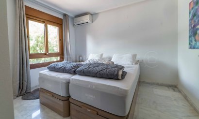 Resale - Villa - San Miguel de Salinas