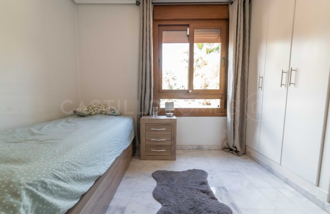 Resale - Villa - San Miguel de Salinas