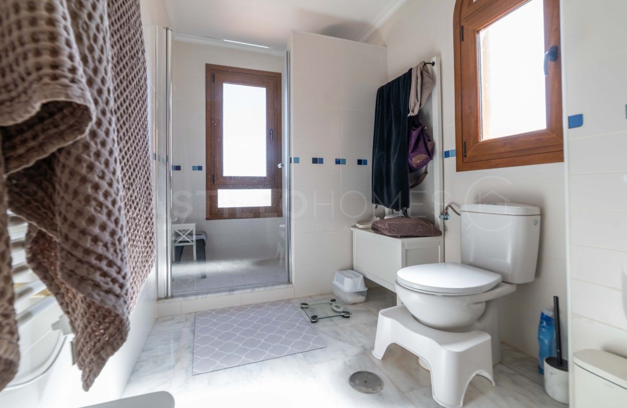 Resale - Villa - San Miguel de Salinas