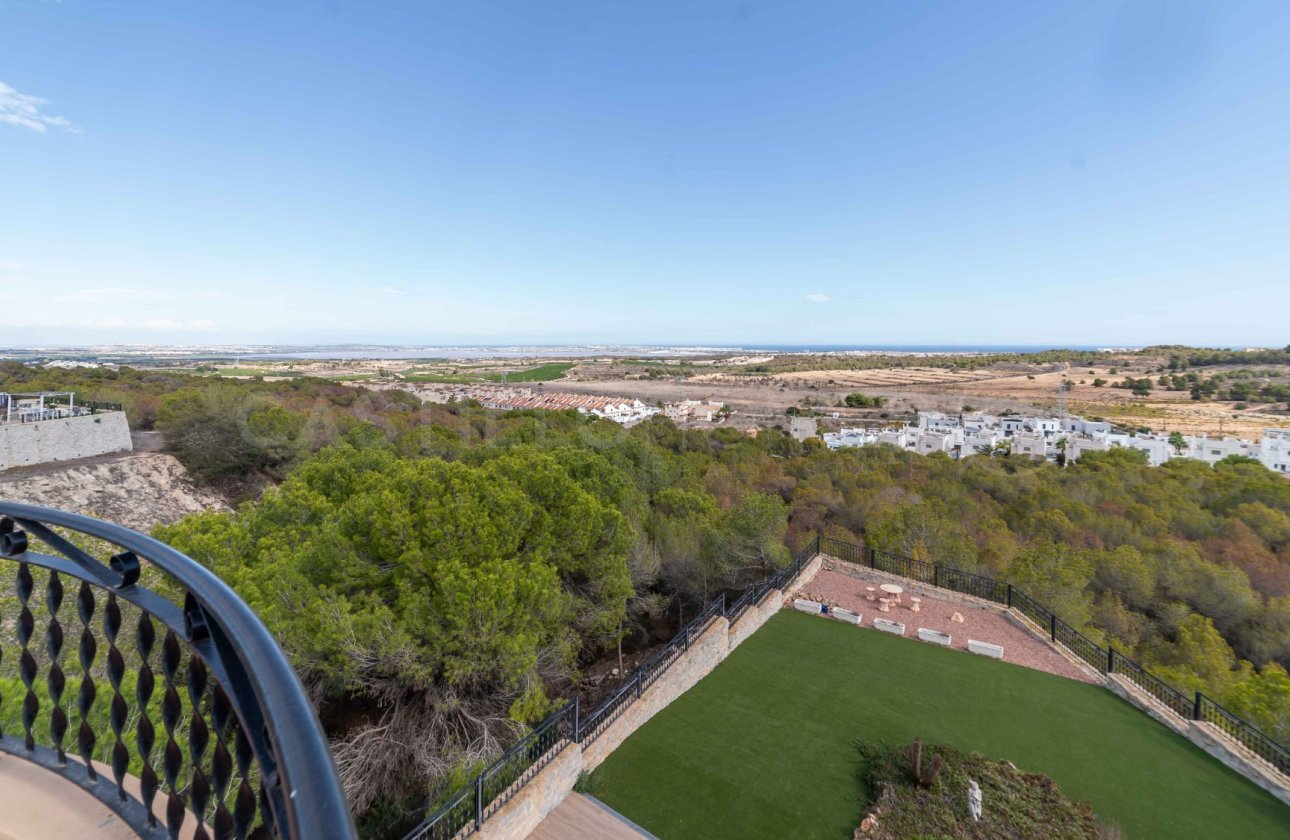 Resale - Villa - San Miguel de Salinas