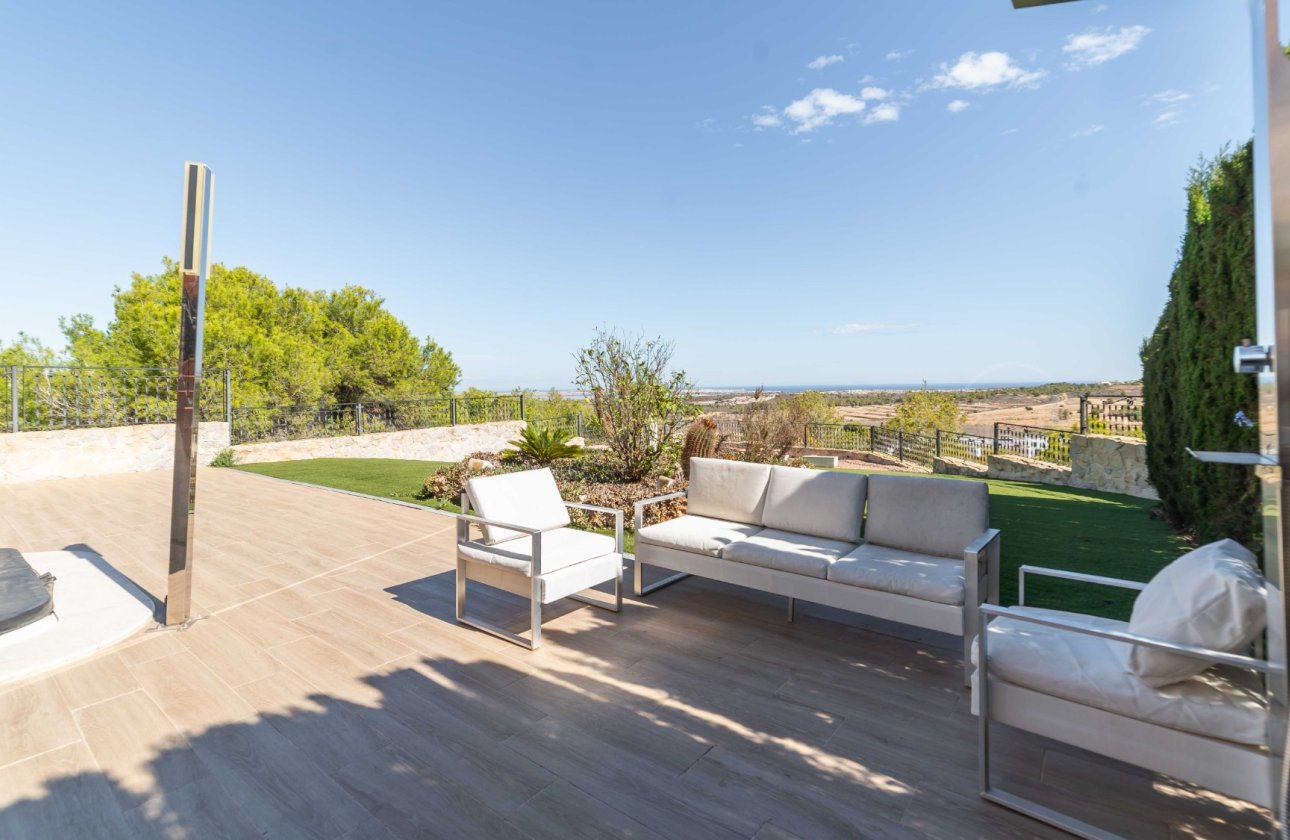 Resale - Villa - San Miguel de Salinas