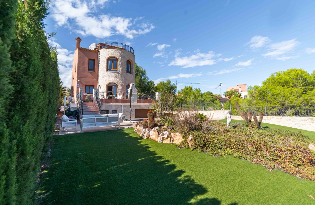 Resale - Villa - San Miguel de Salinas