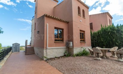 Resale - Villa - San Miguel de Salinas