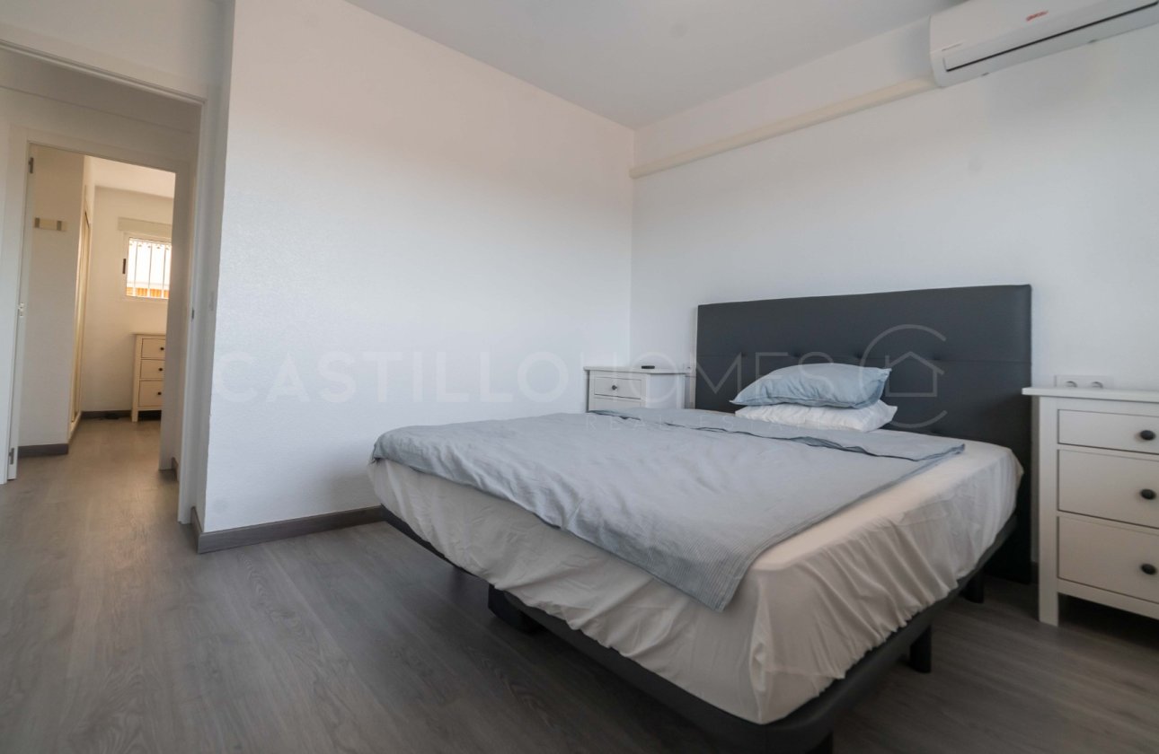 Reventa - Apartamento / piso - Orihuela Costa - Punta Prima
