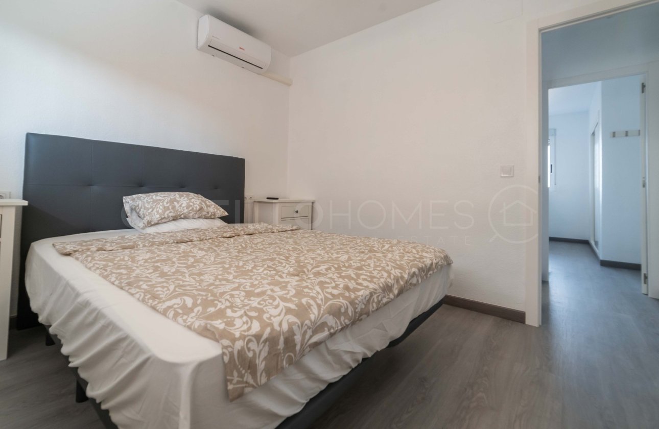 Reventa - Apartamento / piso - Orihuela Costa - Punta Prima