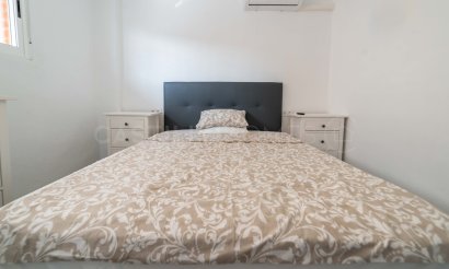Reventa - Apartamento / piso - Orihuela Costa - Punta Prima
