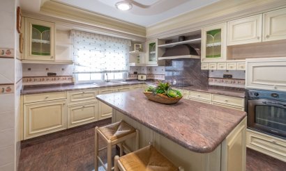 Revente - Villa - Orihuela Costa - Orihuela