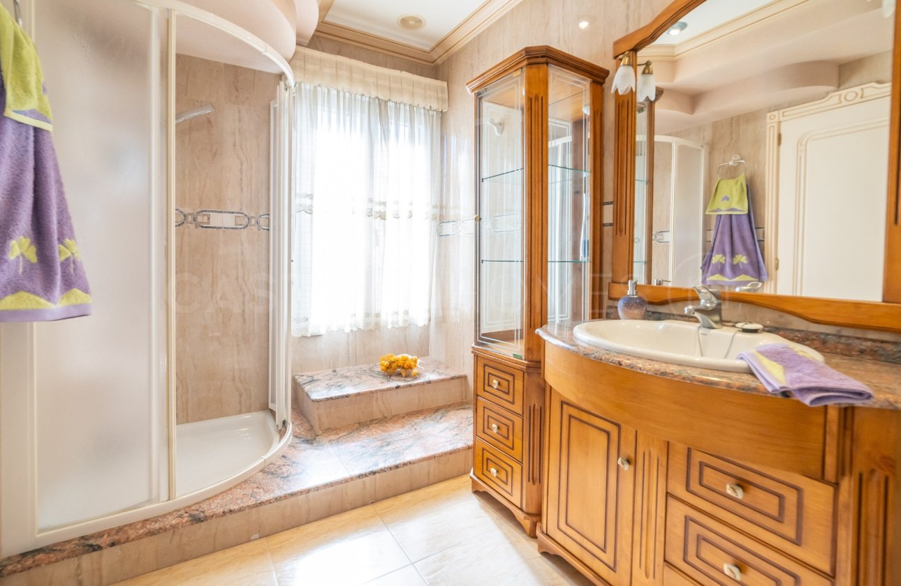 Revente - Villa - Orihuela Costa - Orihuela