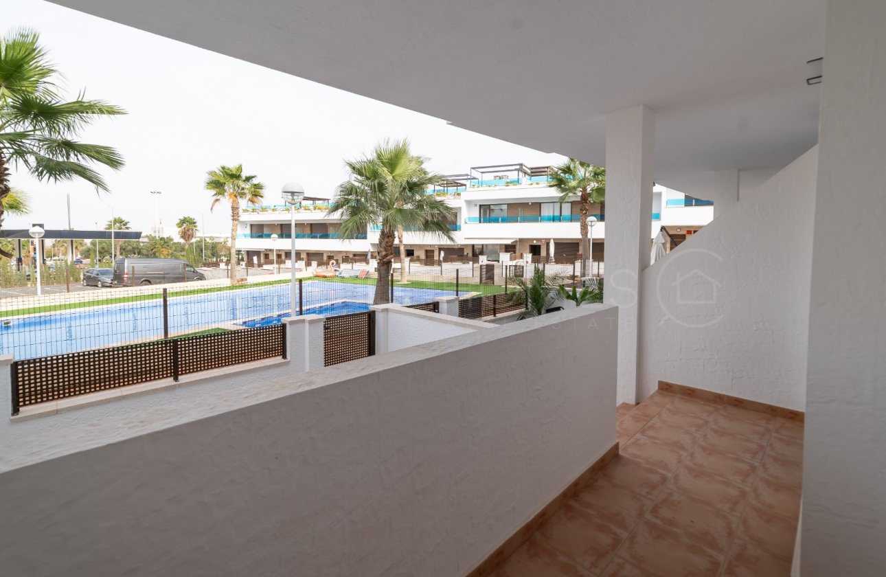 Reventa - Adosado - Torrevieja - Los Balcones