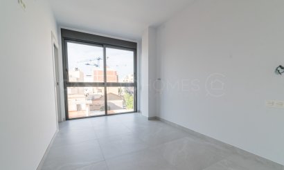 Reventa - Apartamento / piso - Torrevieja - Centro