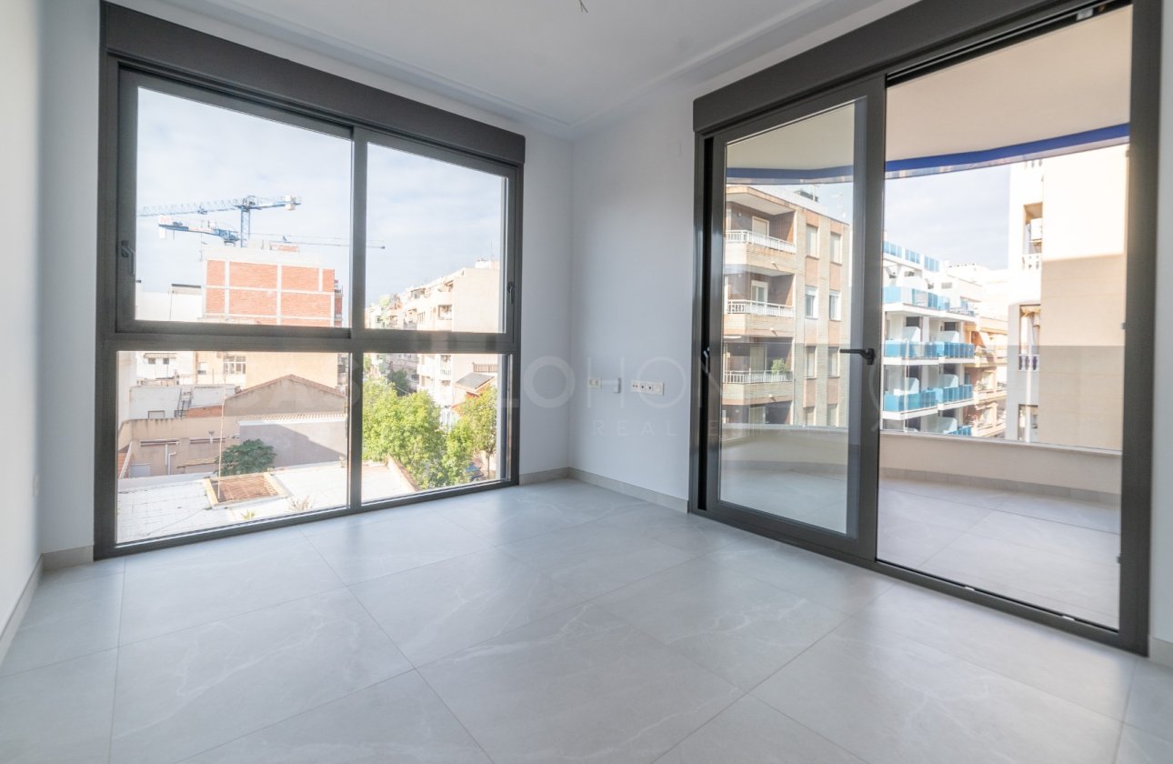 Reventa - Apartamento / piso - Torrevieja - Centro