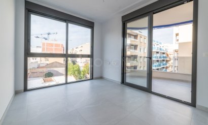 Reventa - Apartamento / piso - Torrevieja - Centro