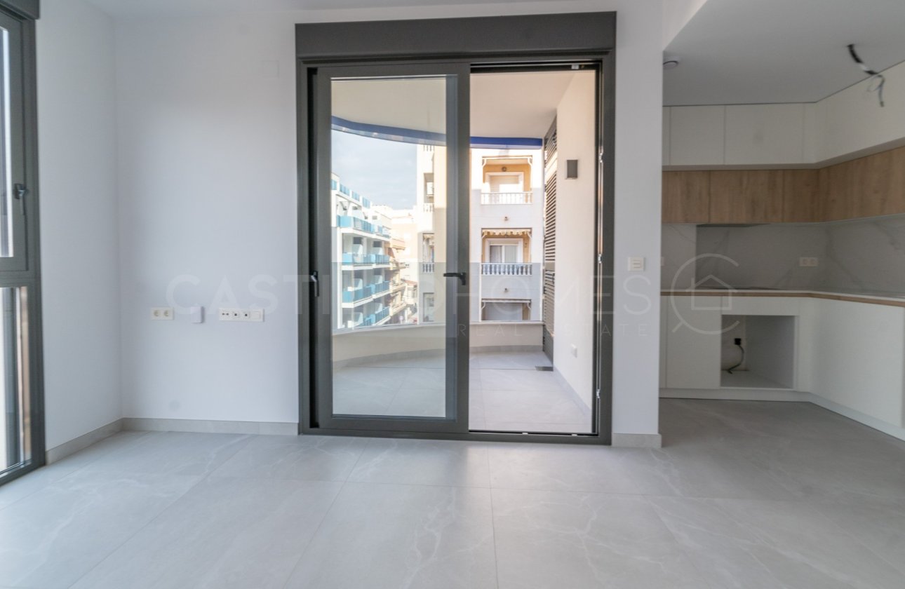 Reventa - Apartamento / piso - Torrevieja - Centro
