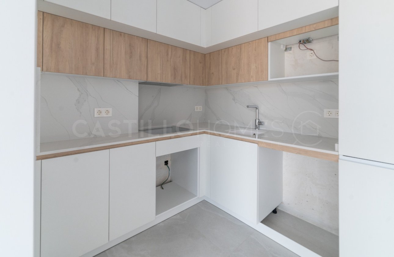Reventa - Apartamento / piso - Torrevieja - Centro