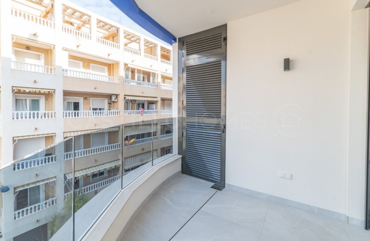 Reventa - Apartamento / piso - Torrevieja - Centro