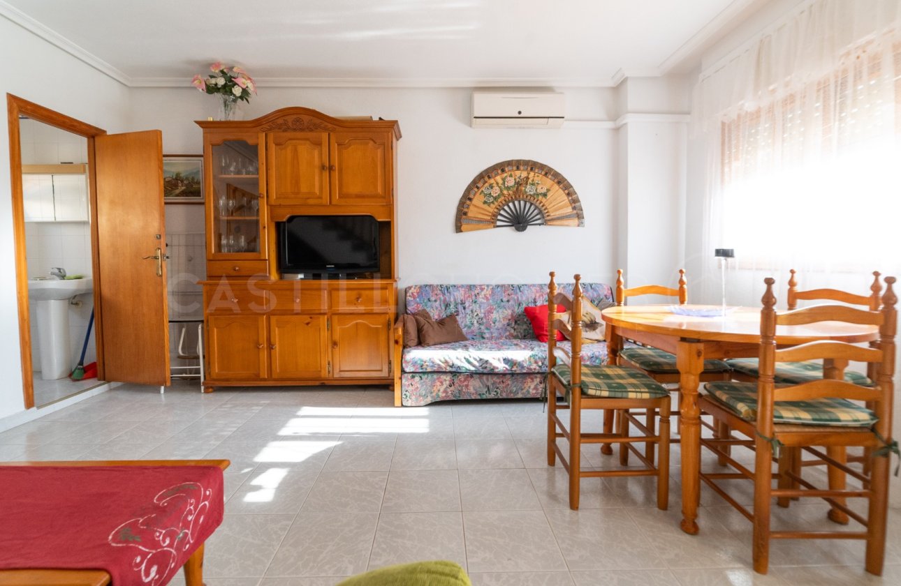 Resale - Apartment / flat - Torrevieja - Centro