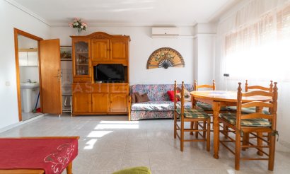 Resale - Apartment / flat - Torrevieja - Centro