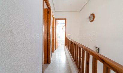 Resale - Apartment / flat - Torrevieja - Centro