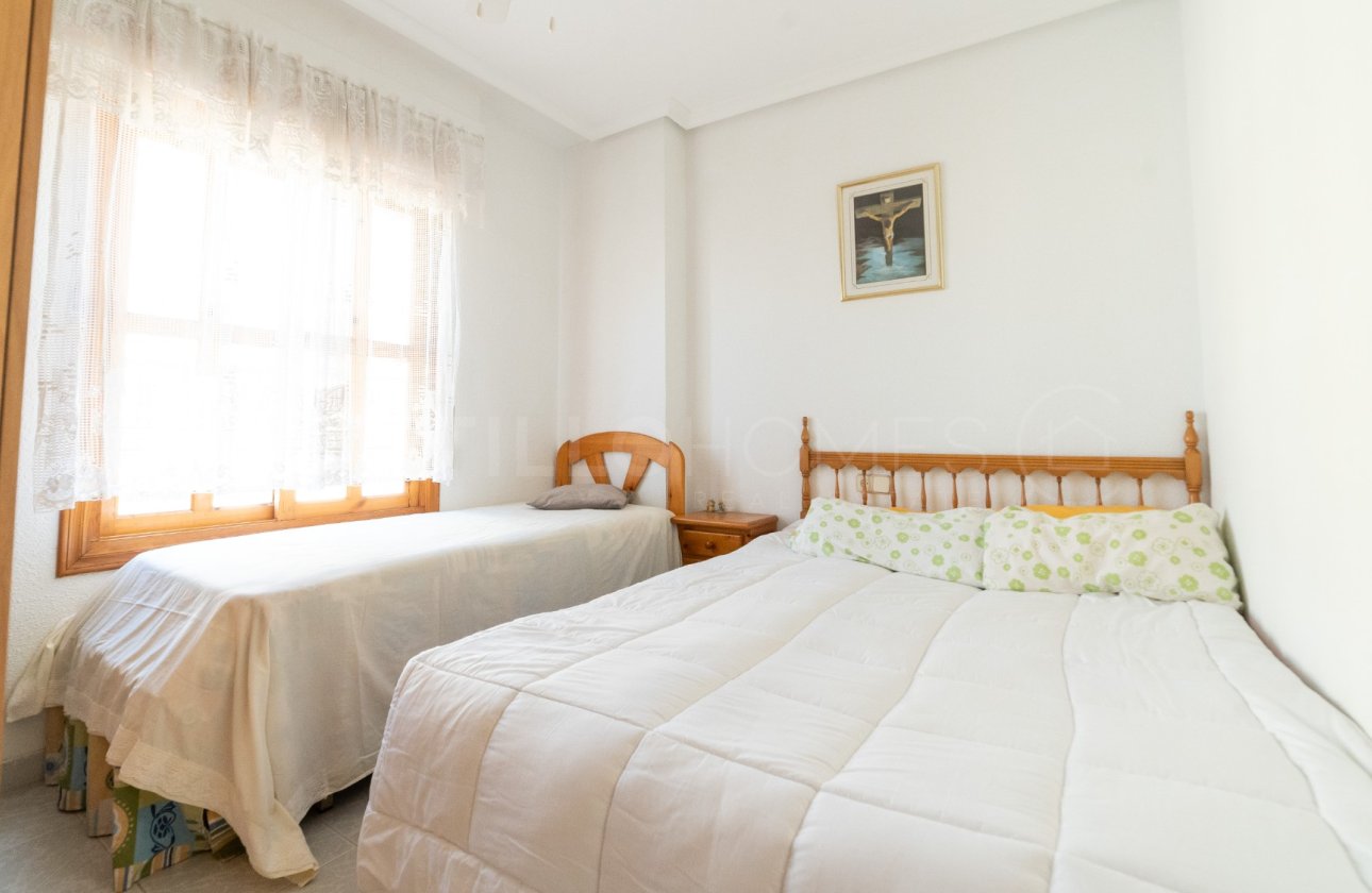 Resale - Apartment / flat - Torrevieja - Centro
