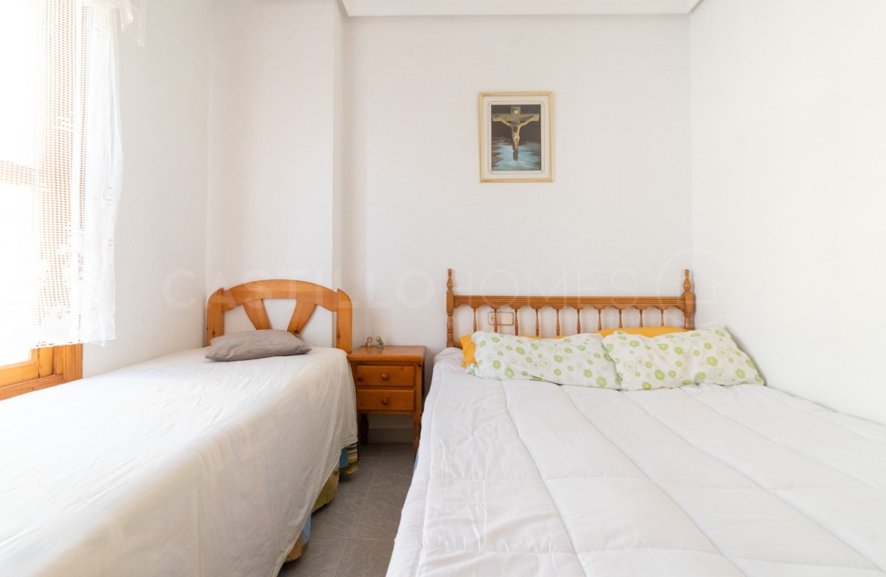Resale - Apartment / flat - Torrevieja - Centro