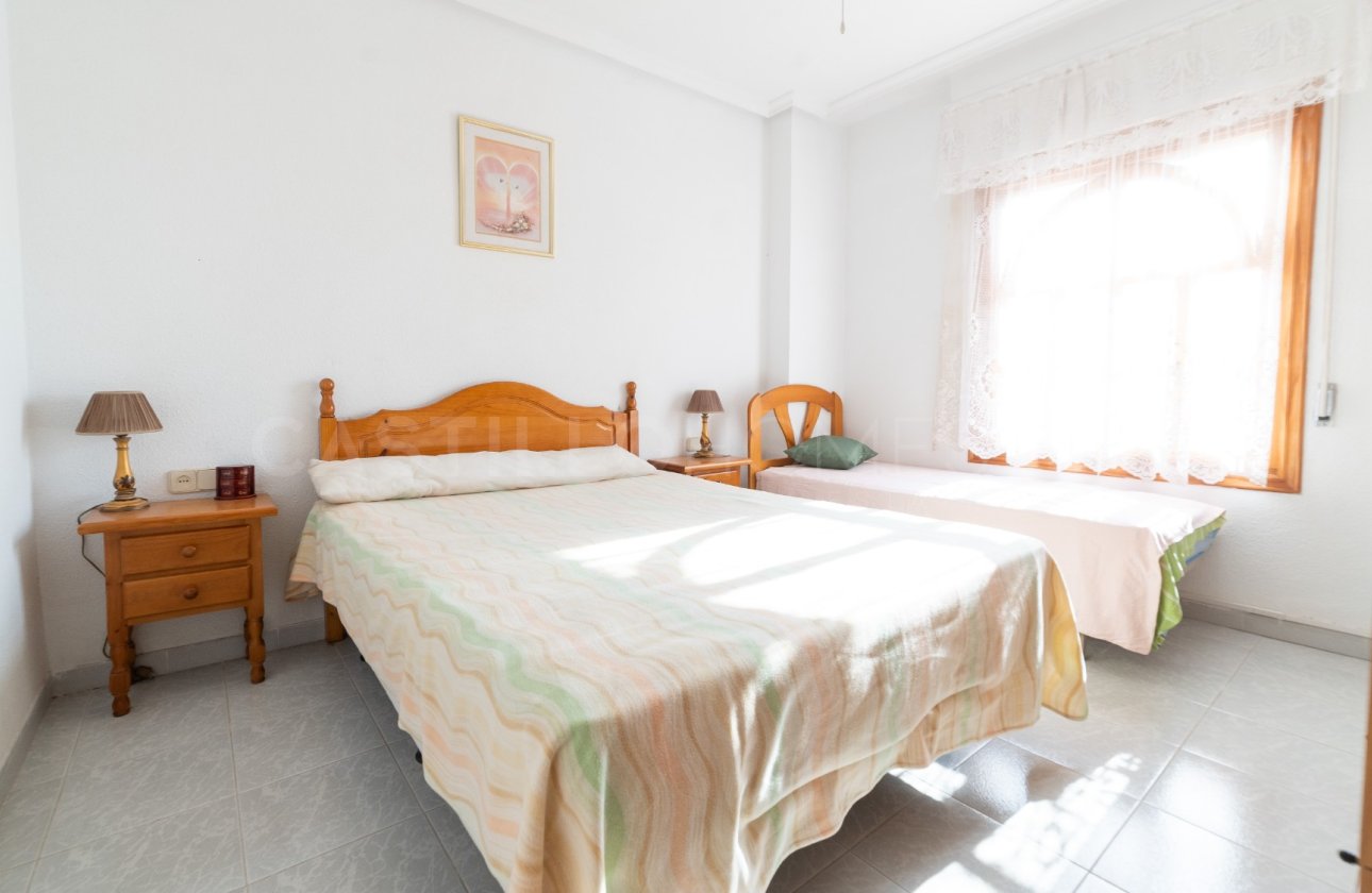 Resale - Apartment / flat - Torrevieja - Centro