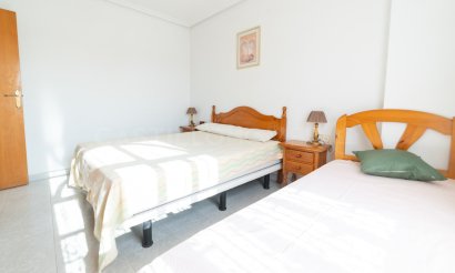 Resale - Apartment / flat - Torrevieja - Centro