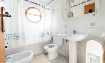 Resale - Apartment / flat - Torrevieja - Centro