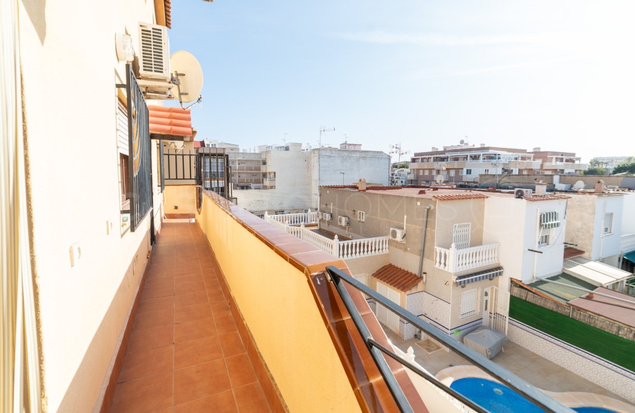 Resale - Apartment / flat - Torrevieja - Centro