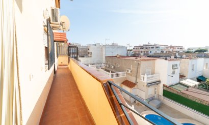 Resale - Apartment / flat - Torrevieja - Centro