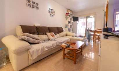 Resale - Apartment / flat - Torrevieja - Centro