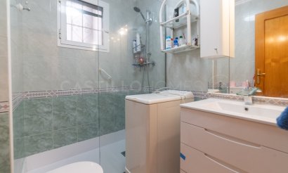 Resale - Apartment / flat - Torrevieja - Centro
