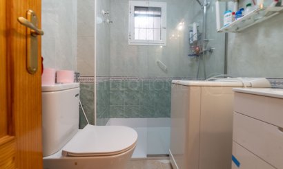 Resale - Apartment / flat - Torrevieja - Centro