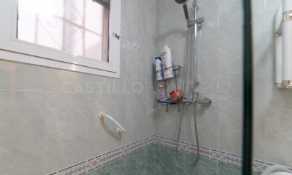 Resale - Apartment / flat - Torrevieja - Centro
