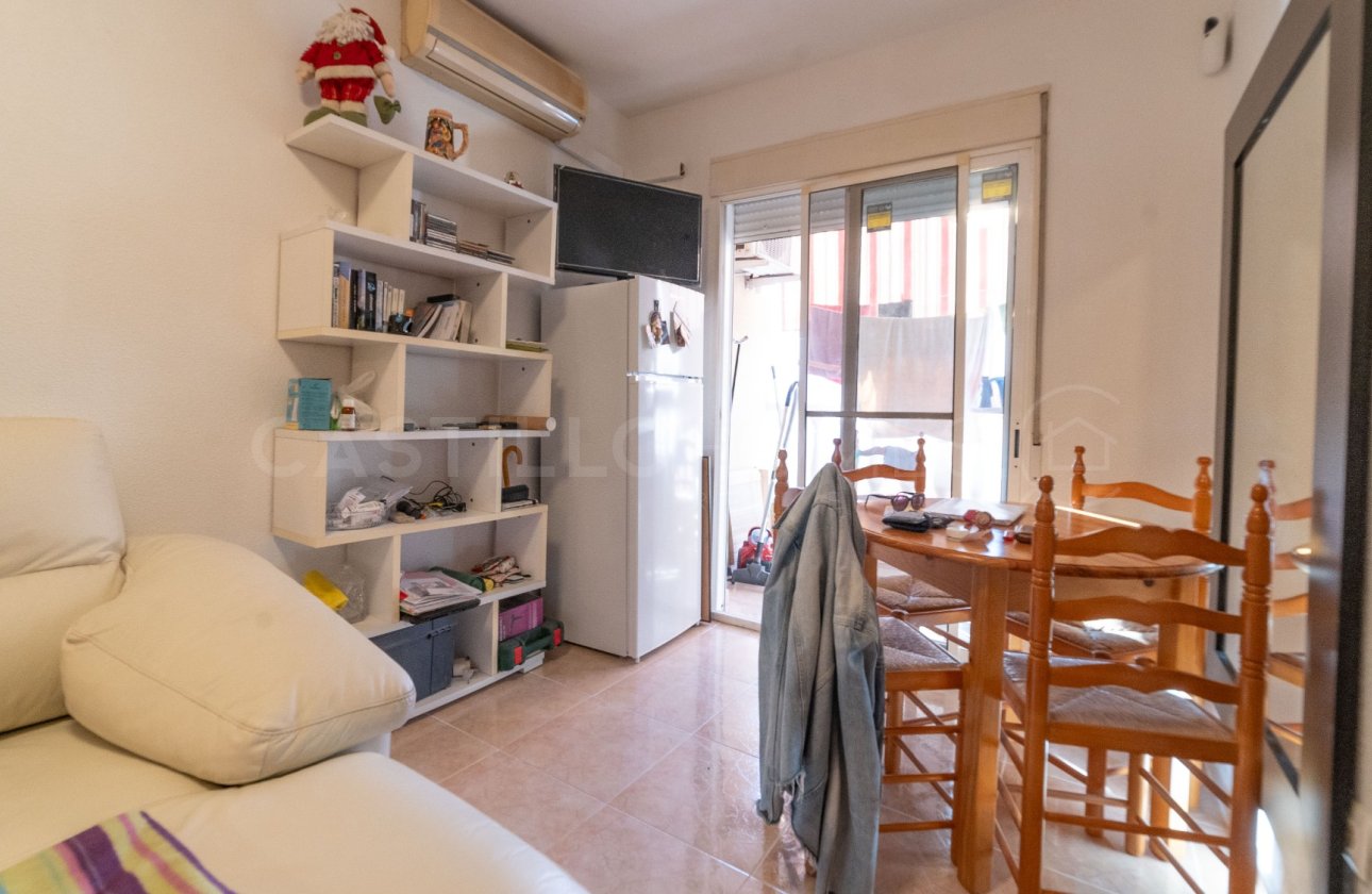 Resale - Apartment / flat - Torrevieja - Centro
