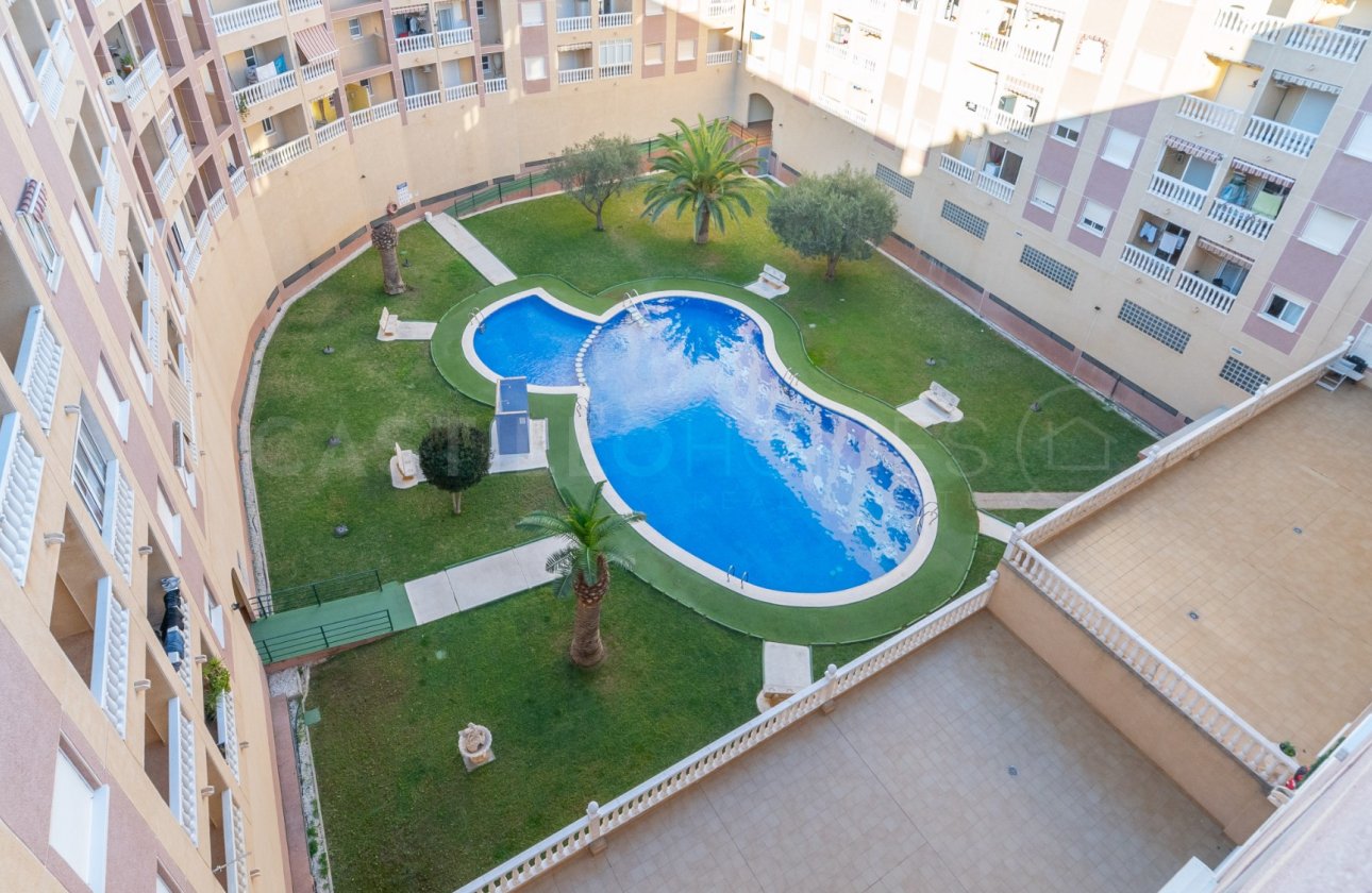 Resale - Apartment / flat - Torrevieja - Centro
