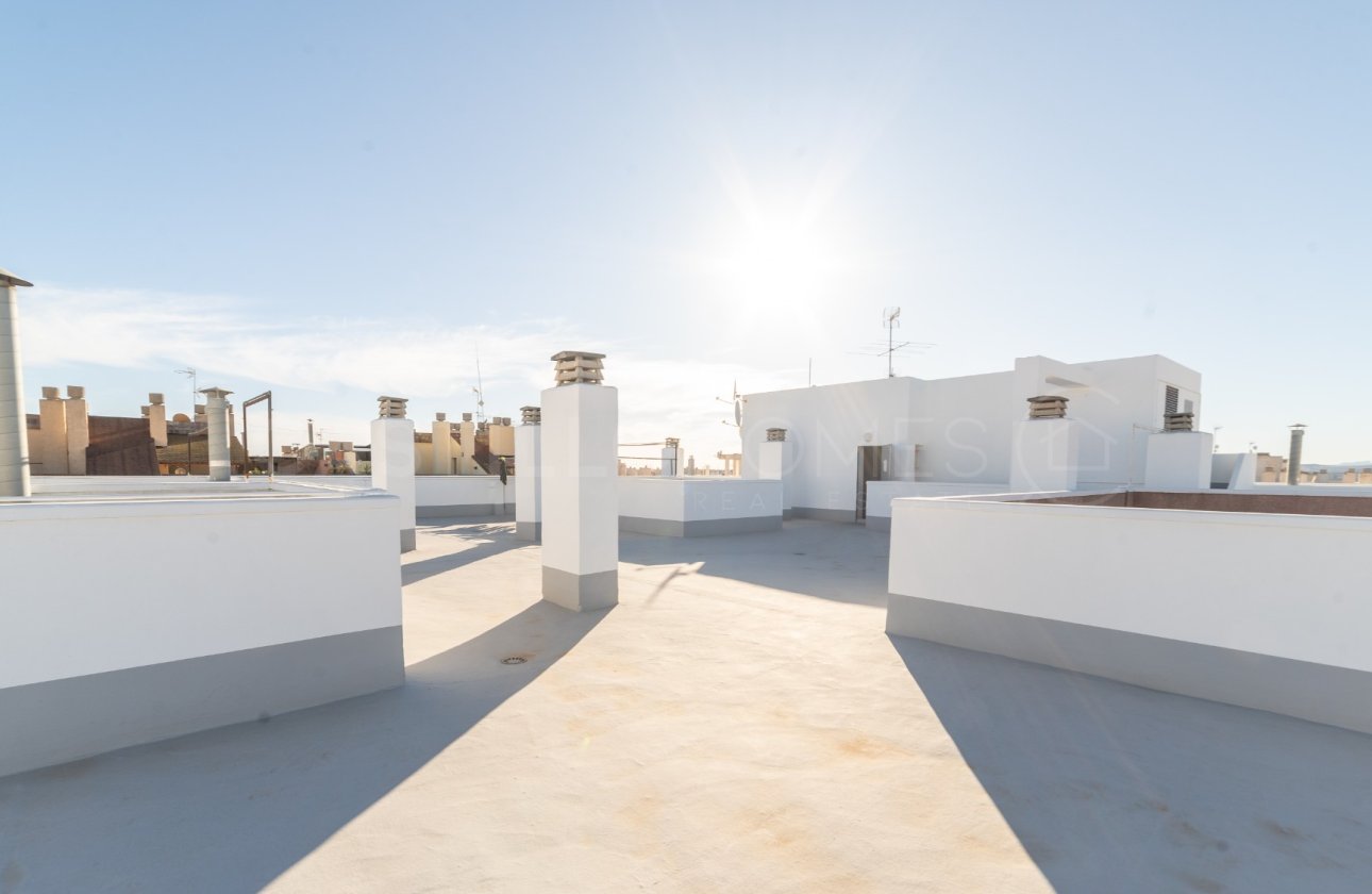 Resale - Apartment / flat - Torrevieja - Centro