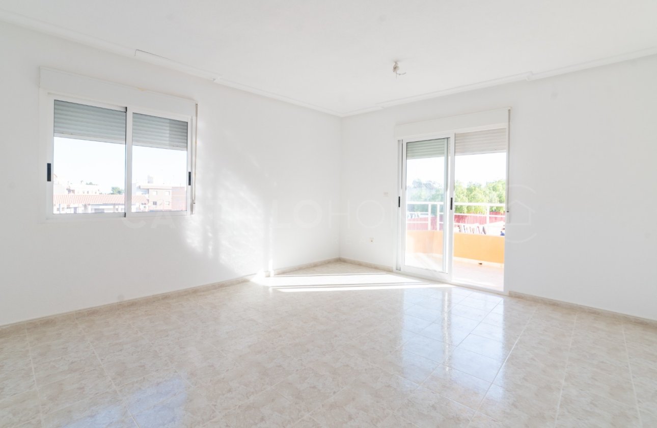 Reventa - Apartamento / piso - San Miguel de Salinas - Pueblo