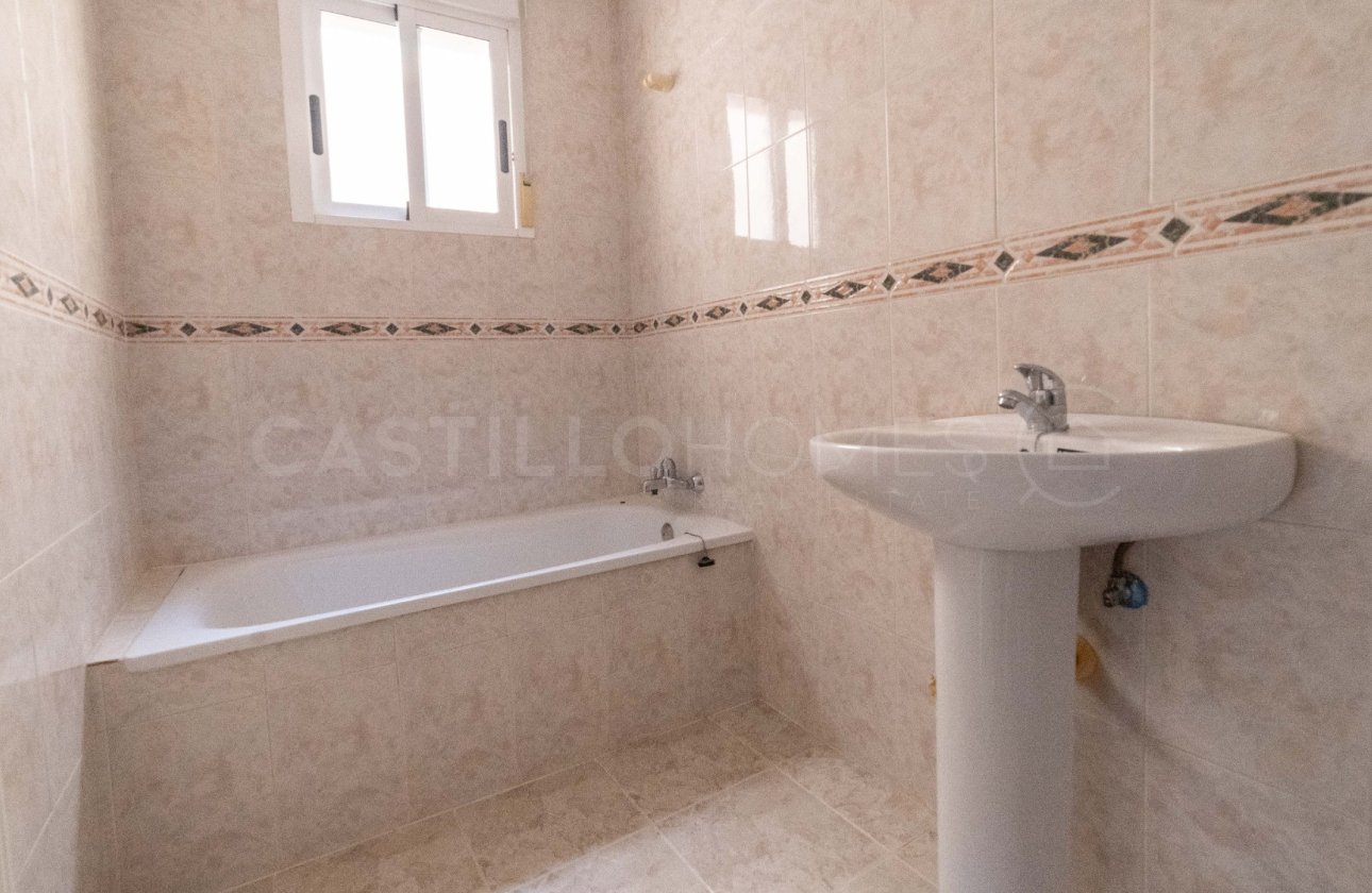 Reventa - Apartamento / piso - San Miguel de Salinas - Pueblo