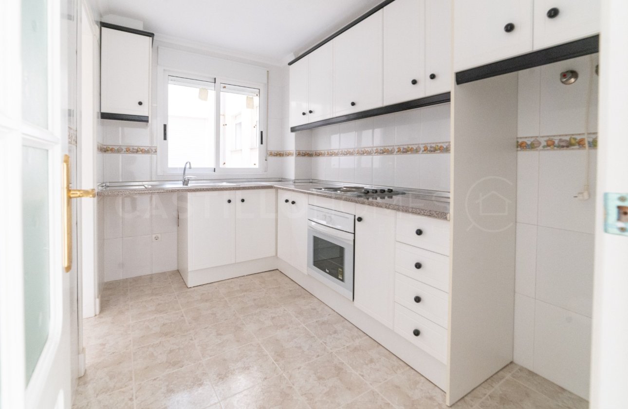 Reventa - Apartamento / piso - San Miguel de Salinas - Pueblo