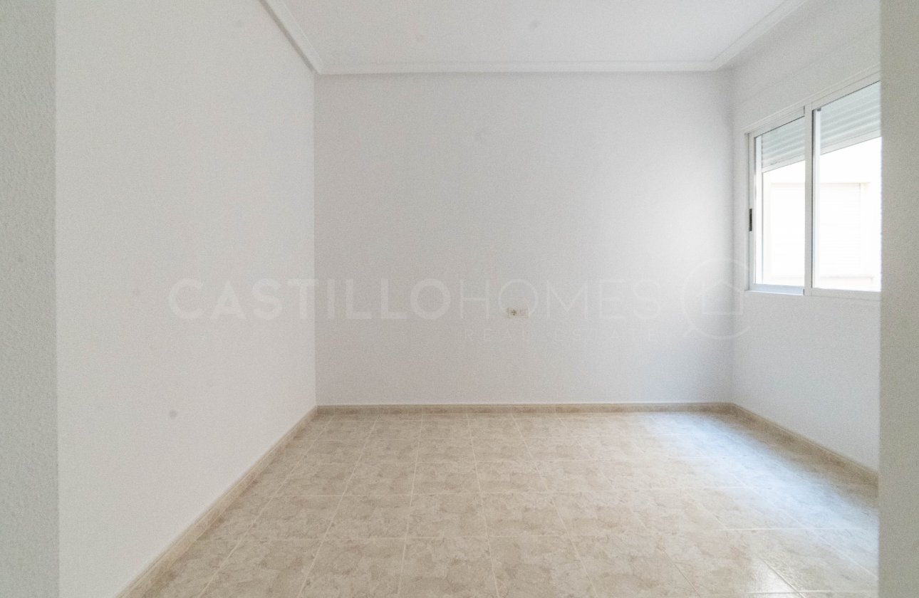 Reventa - Apartamento / piso - San Miguel de Salinas - Pueblo