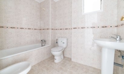 Reventa - Apartamento / piso - San Miguel de Salinas - Pueblo