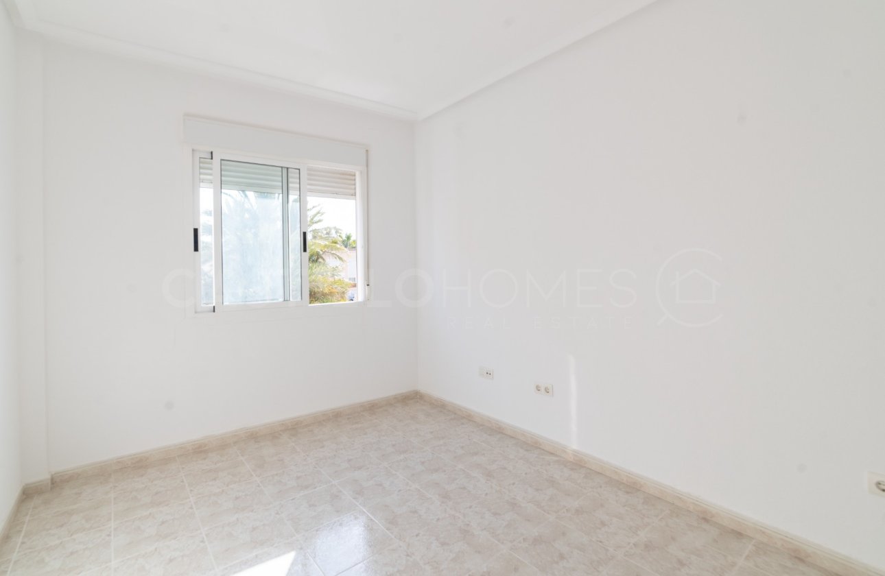 Reventa - Apartamento / piso - San Miguel de Salinas - Pueblo