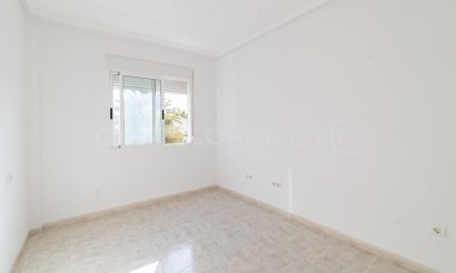 Reventa - Apartamento / piso - San Miguel de Salinas - Pueblo